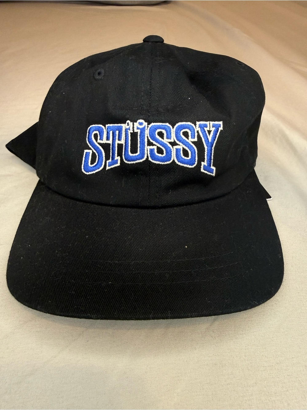 NWT Stüssy Arch Logo Embroidered Strapback Cap Hat Black / Royal Blue